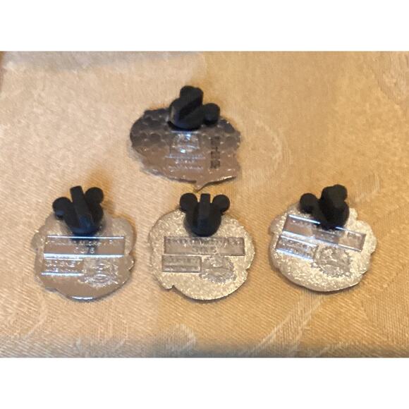 Lot 4 Disney Little Mermaid Blow Fish Trumpet Hidden Mickey 3 4 5 Pins + - Picture 8 of 9